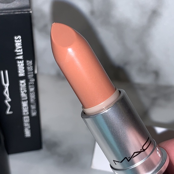 NIB HALF N HALF Amplified Lipstick MAC - Picture 4 of 16